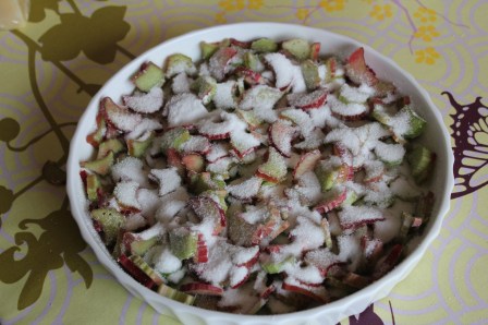 Stráið 1 dl af sykri yfir