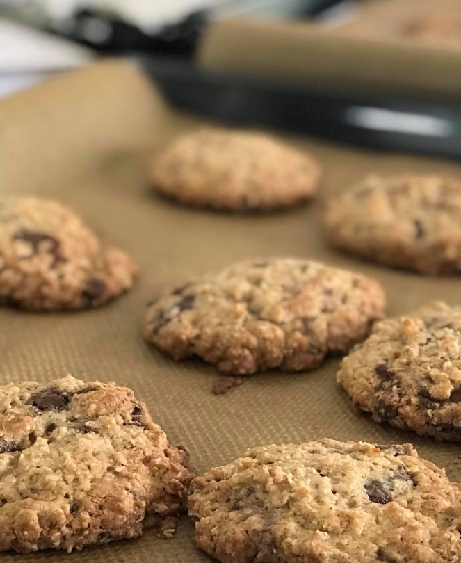 Mjúkseigar hafrasmákökur með súkkulaðibitum